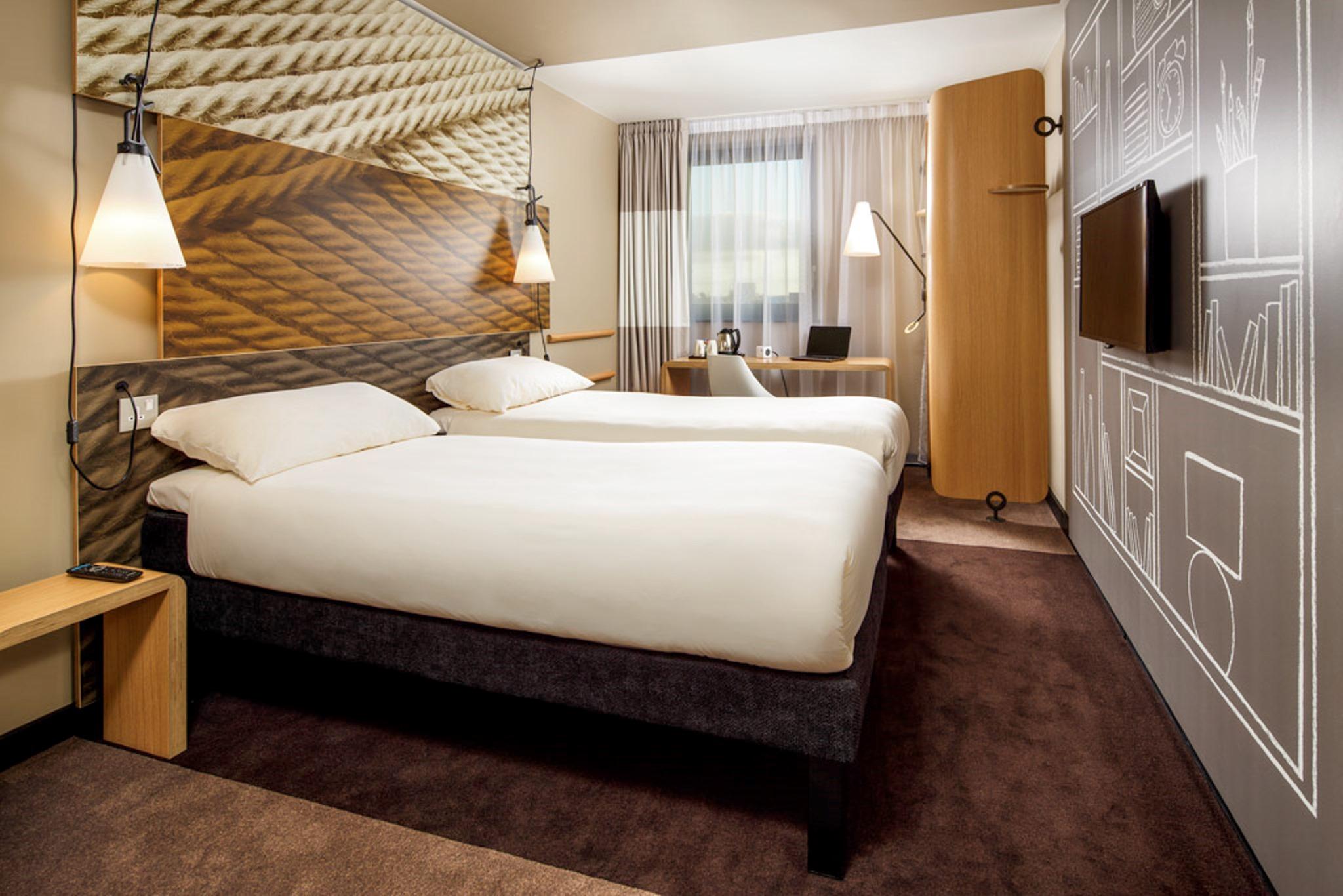 Ibis Лестер Экстерьер фото