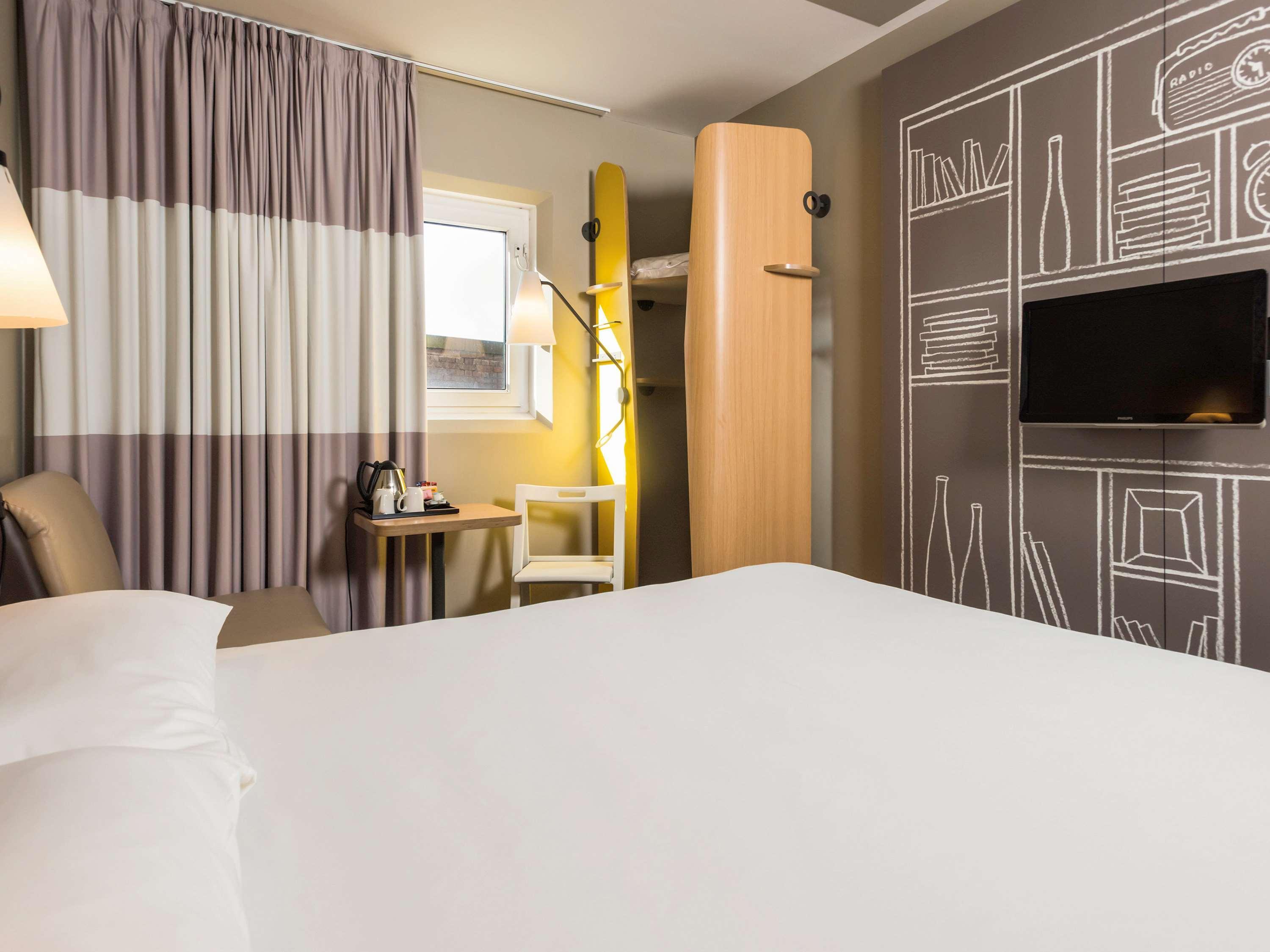 Ibis Лестер Экстерьер фото