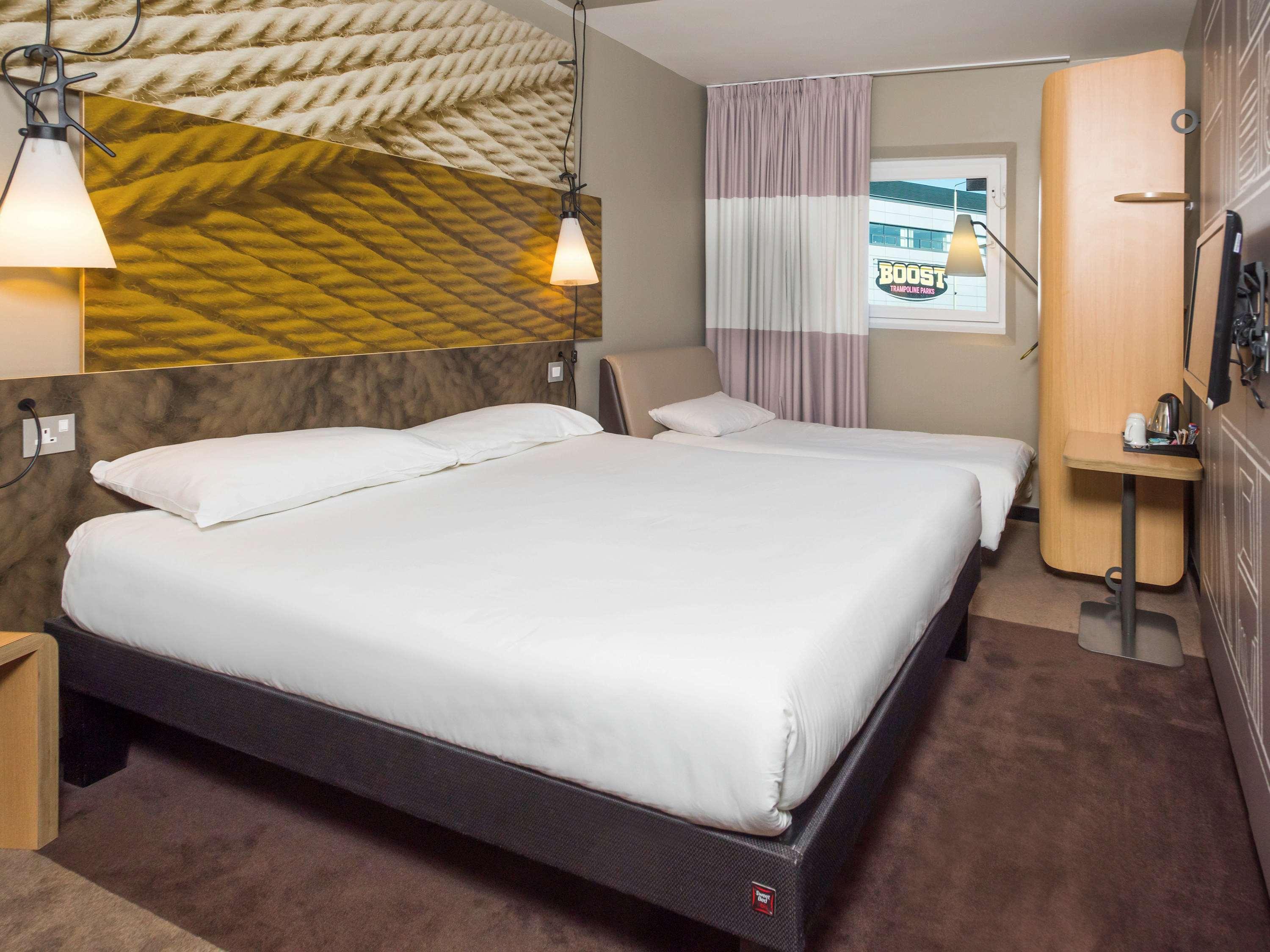 Ibis Лестер Экстерьер фото