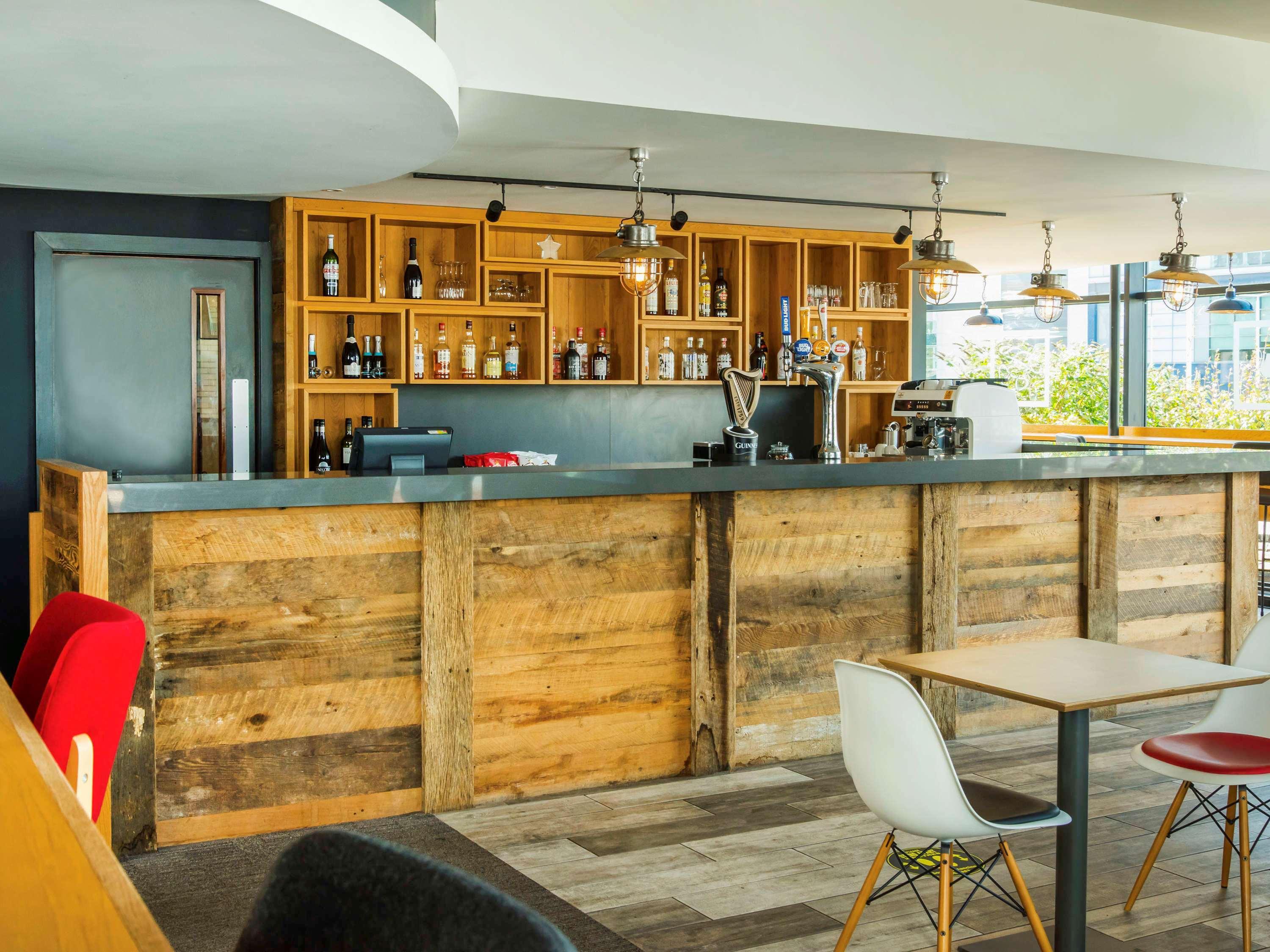 Ibis Лестер Экстерьер фото