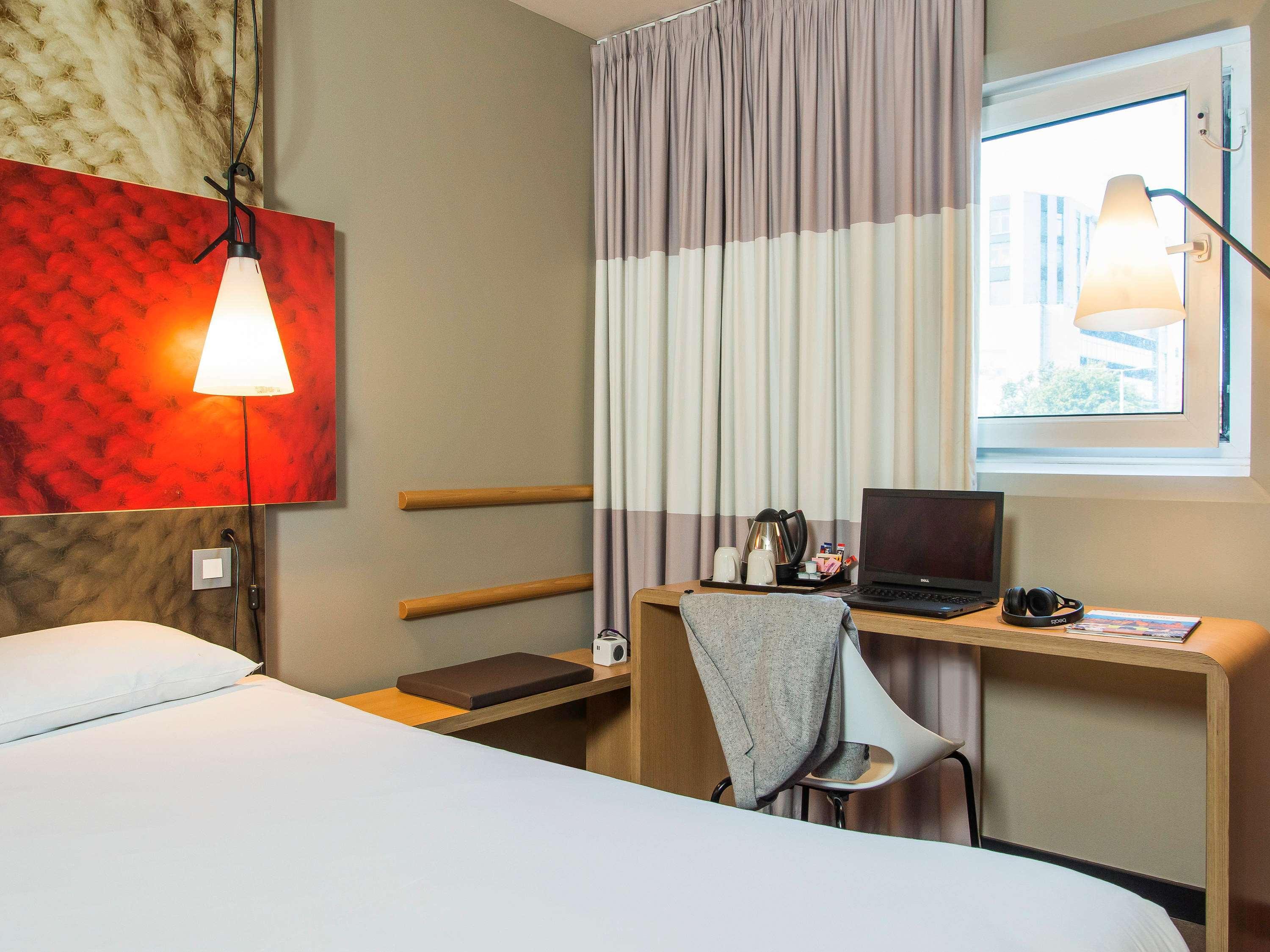 Ibis Лестер Экстерьер фото
