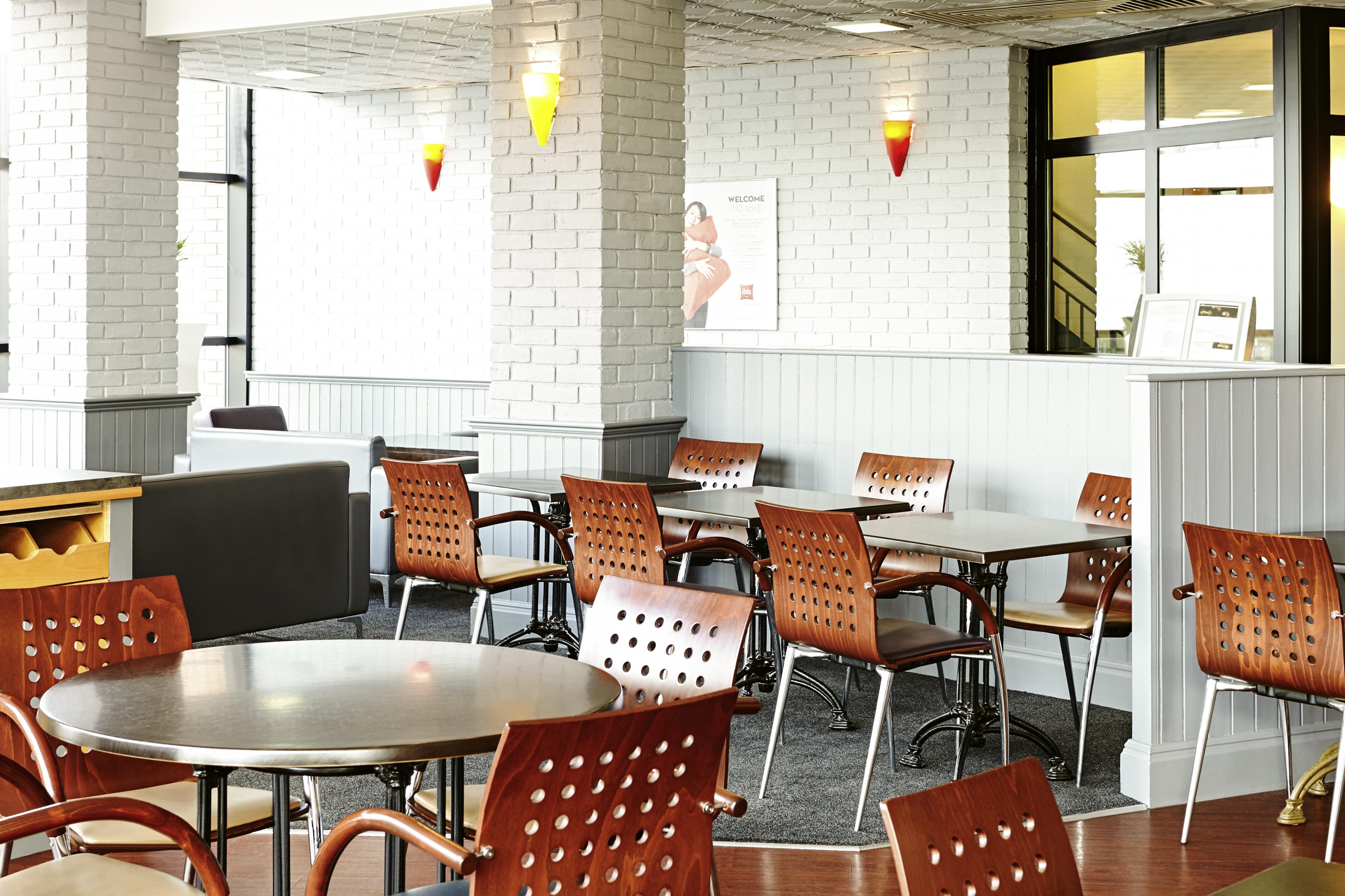 Ibis Лестер Экстерьер фото