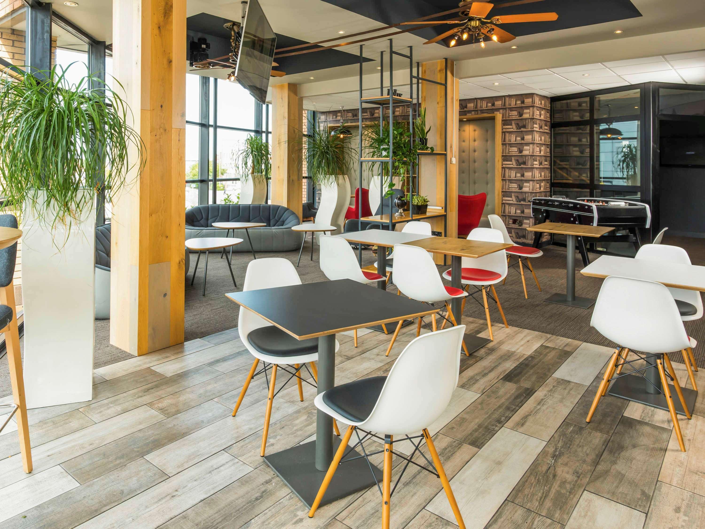 Ibis Лестер Экстерьер фото