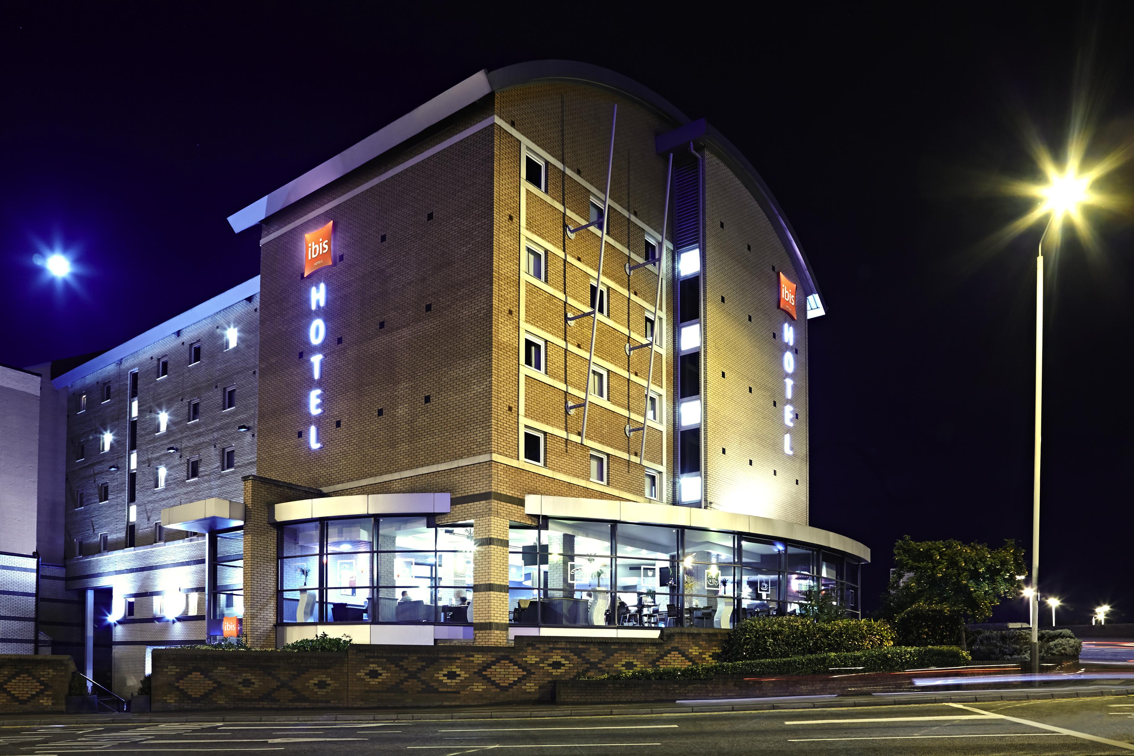 Ibis Лестер Экстерьер фото